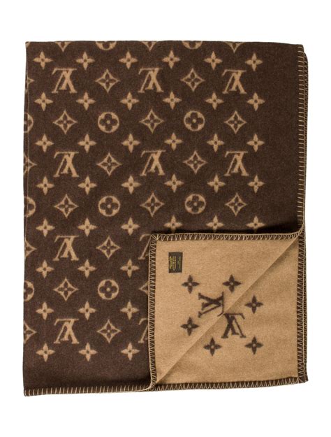 louis vuitton blanket designs.